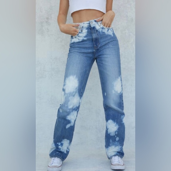 PacSun Acid Wash Tie Dye 90’s Boyfriend Jeans| Straight Fit, High Rise••• - Picture 3 of 16